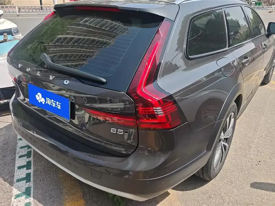 Volvo V90 2023 из CN, фото 7
