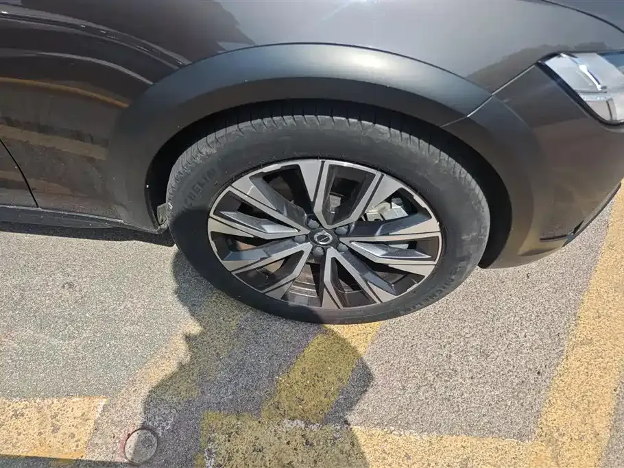 Volvo V90 2023 из CN, фото 6