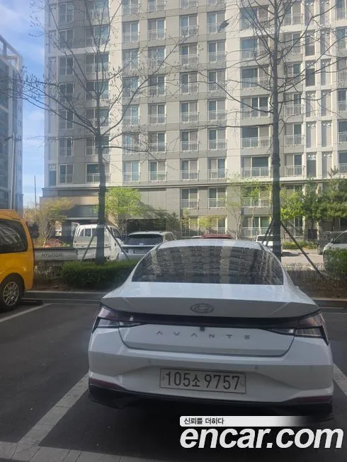 Hyundai AVANTE 2021 из KR, фото 2