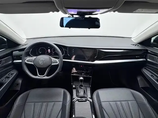 Volkswagen Passat — фото 4