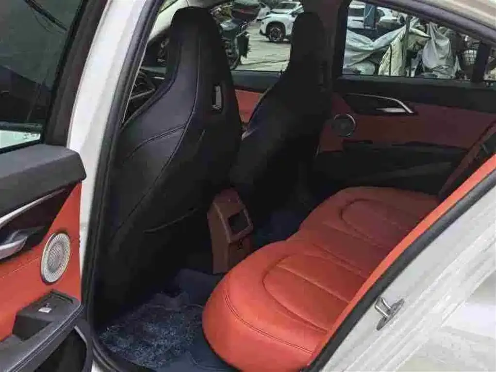 BMW 1 Series — фото 2