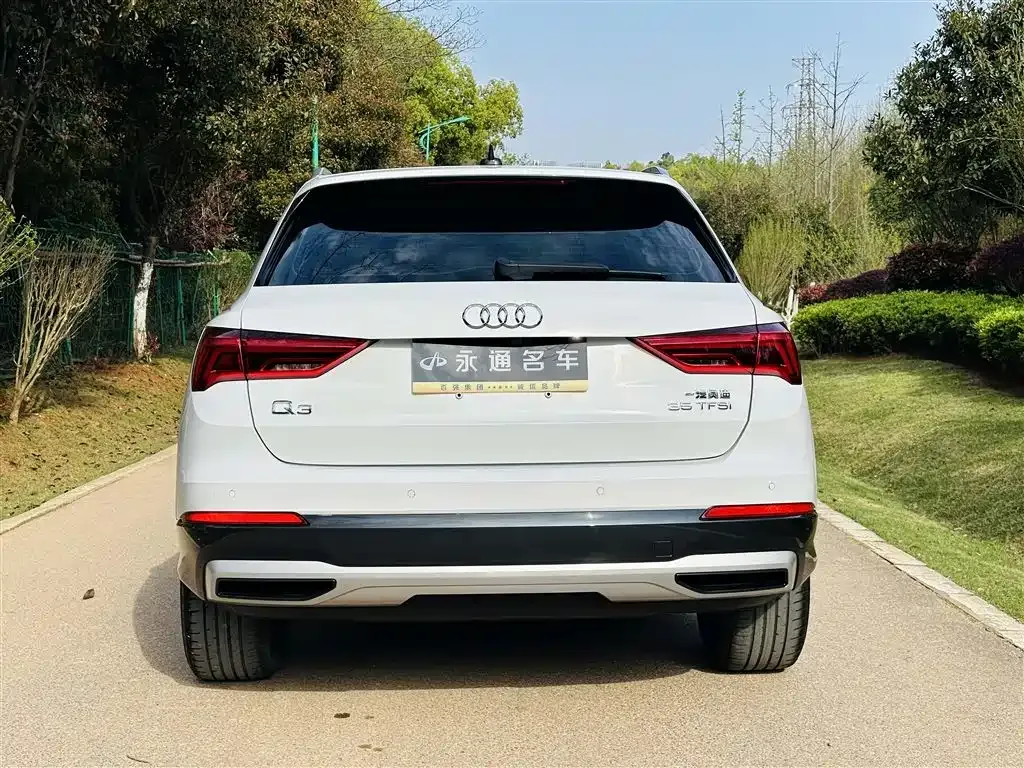 Audi Q3 — фото 8