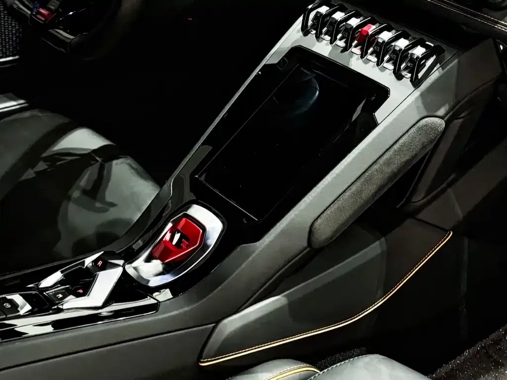Lamborghini Huracan 2021 из CN, фото 4