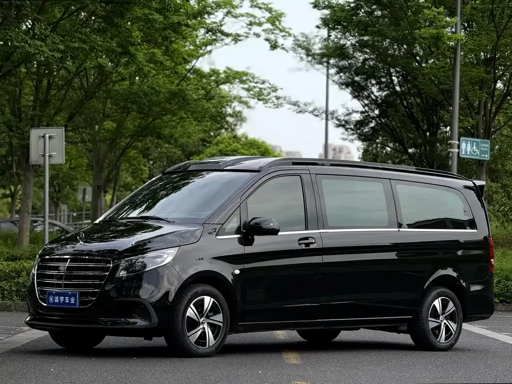 Mercedes-Benz Vito — фото 1