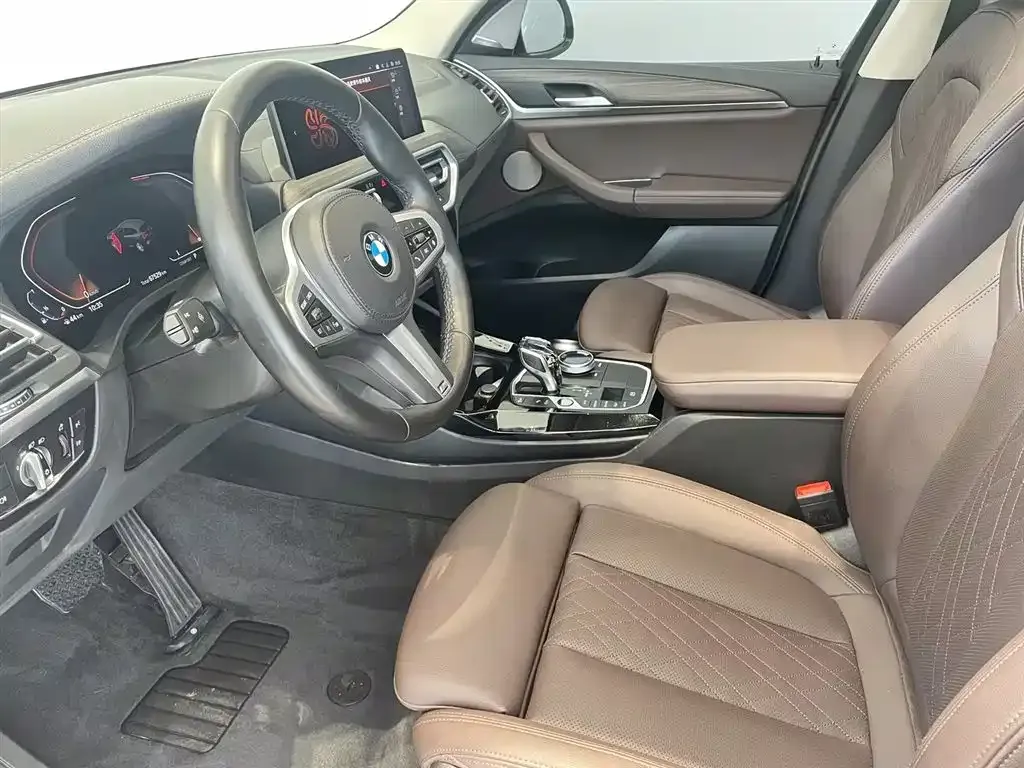BMW X3 — фото 10