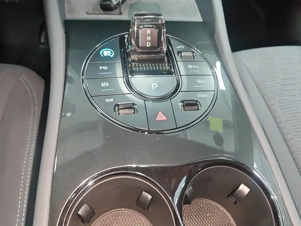 BYD Seal 06GT 2025 из CN, фото 10