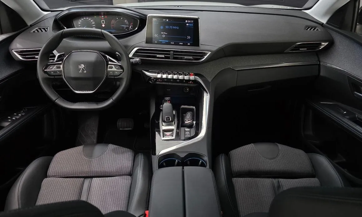 Peugeot 5008 2021 из KR, фото 7