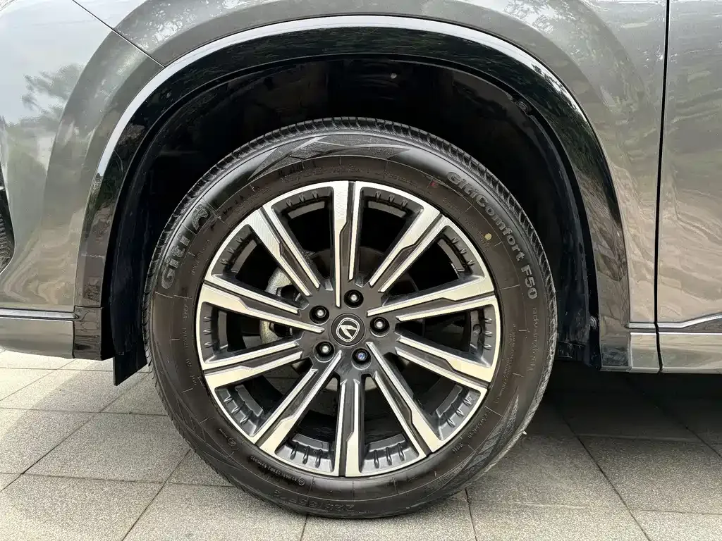 Changan CS75PLUS — фото 6