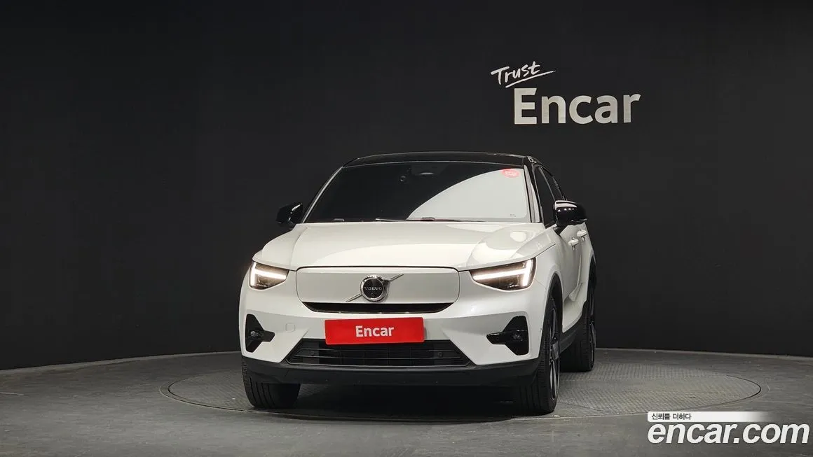 Volvo C40 2022 из KR, фото 3