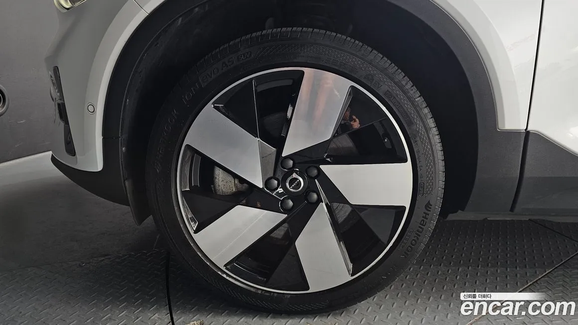 Volvo C40 2022 из KR, фото 6