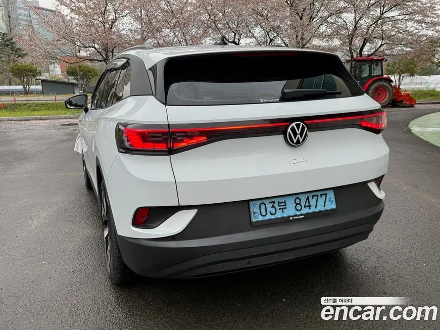 Volkswagen ID.4 2023 из KR, фото 2