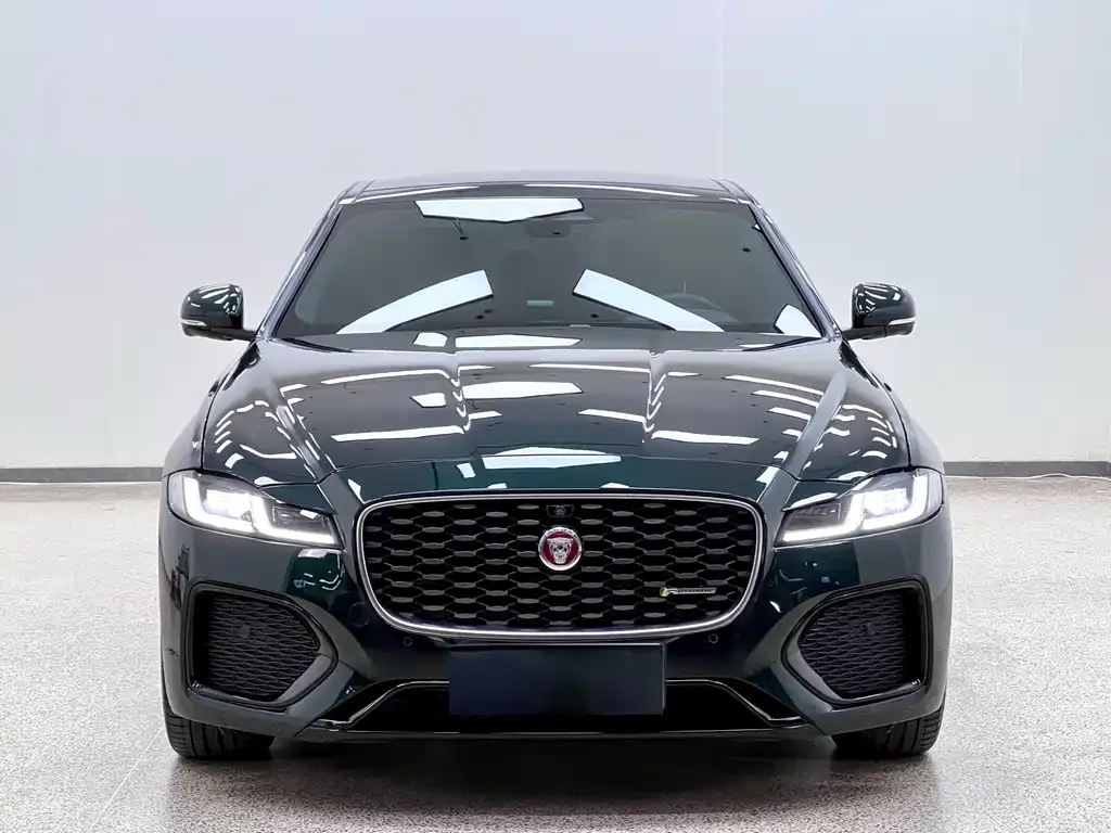 Jaguar XFL — фото 5