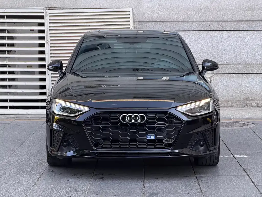 Audi A4L — фото 8
