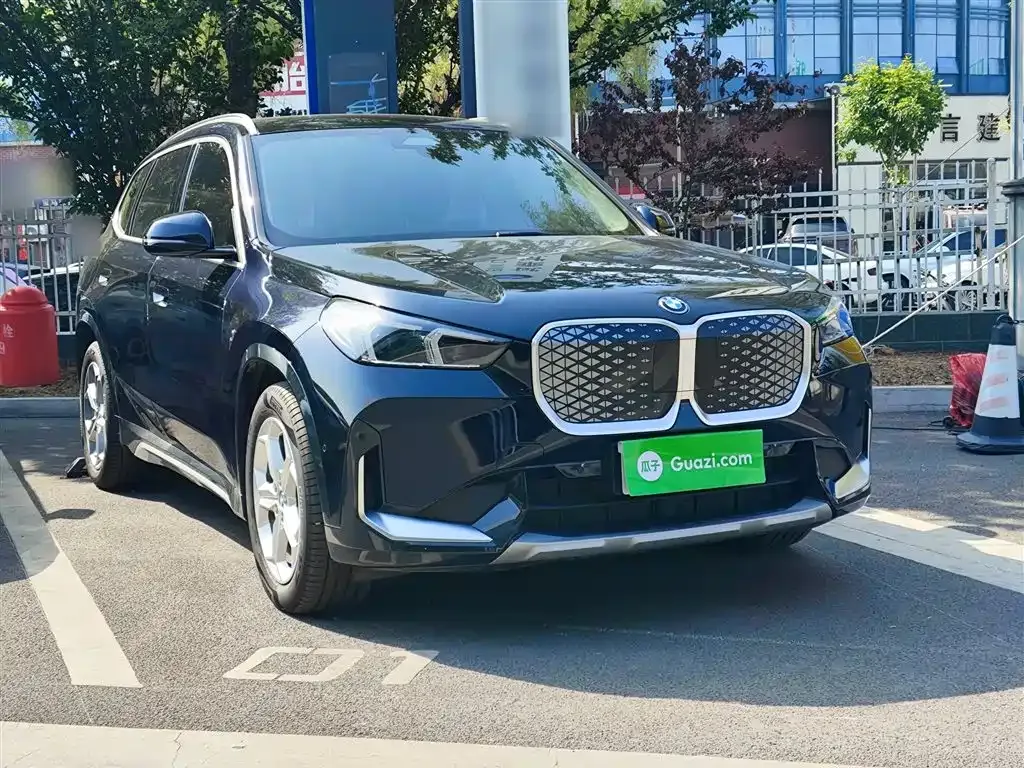 BMW iX1 2025 из CN, фото 7