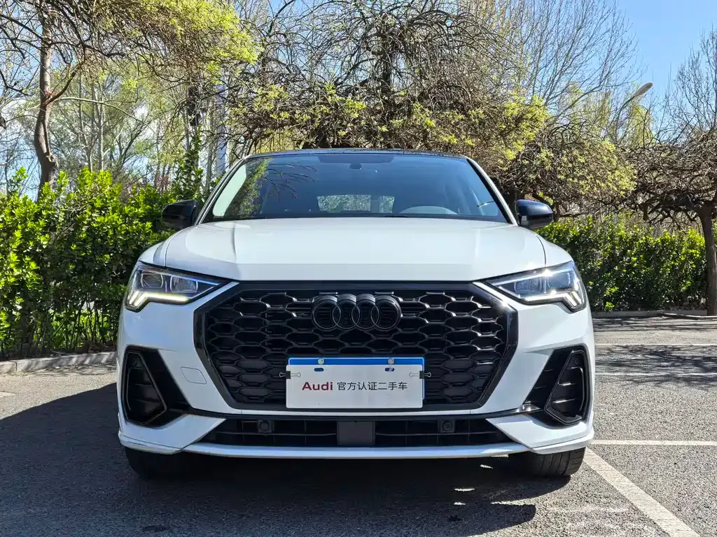 Audi Q3 Sportback — фото 3