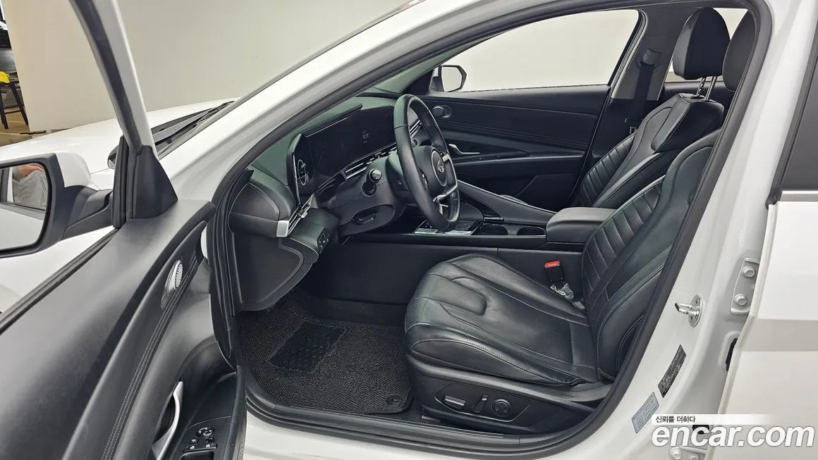 Hyundai AVANTE — фото 4