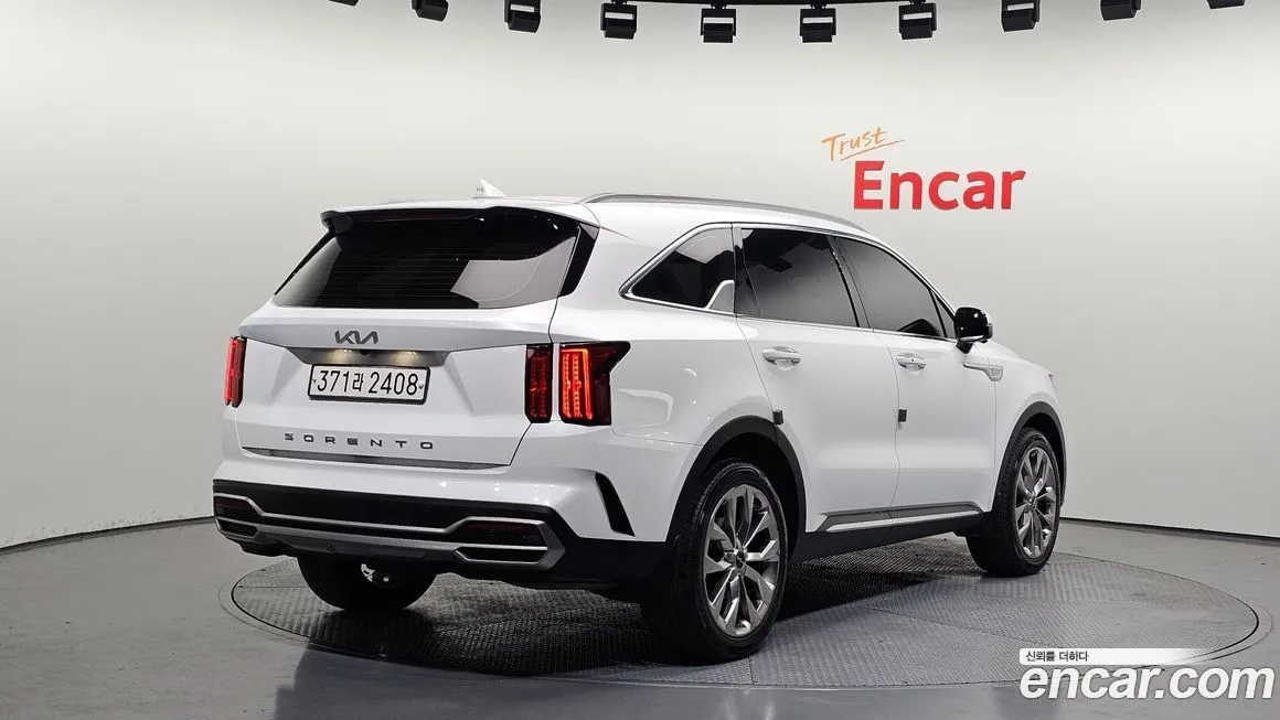 Kia Sorento — фото 5