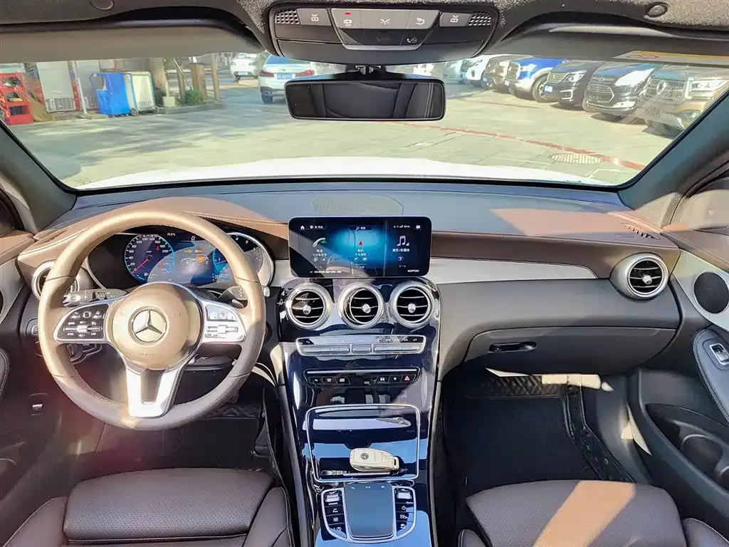 Mercedes-Benz GLC — фото 2