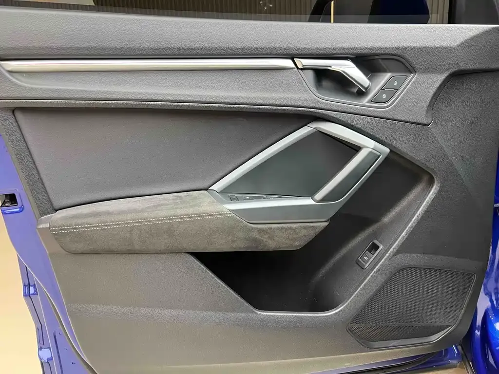 Audi Q3 Sportback 2021 из CN, фото 7
