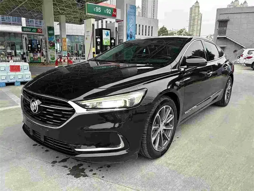 Buick LaCrosse — фото 10