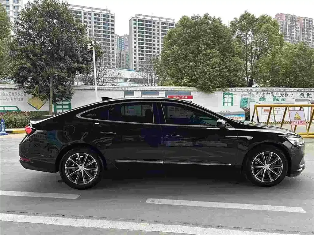 Buick LaCrosse — фото 9