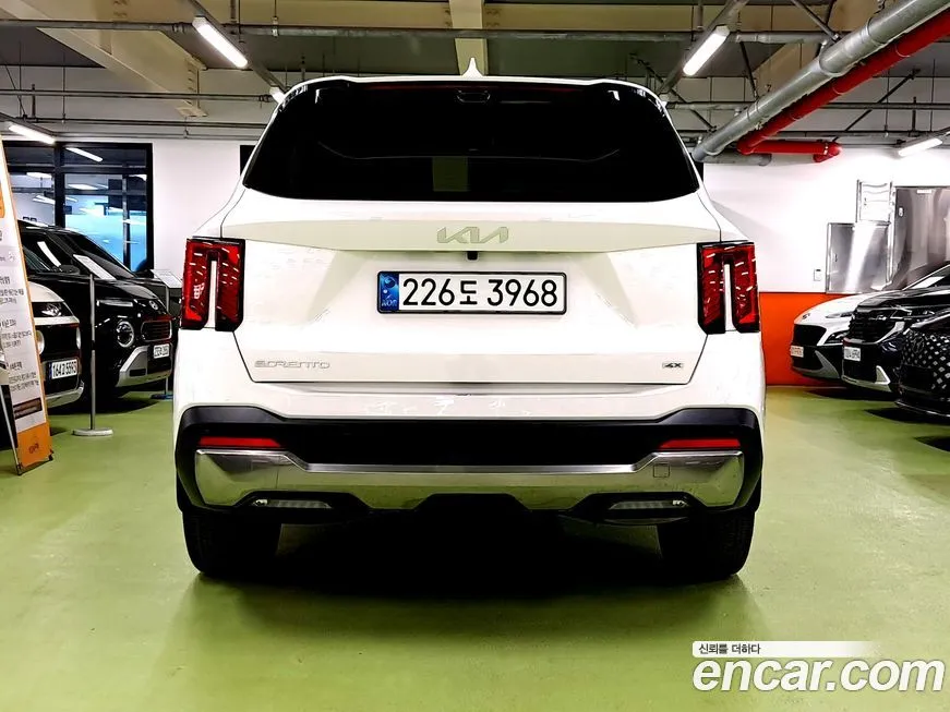 Kia Sorento — фото 5