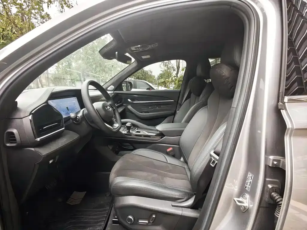 Geely Xingyue L — фото 3