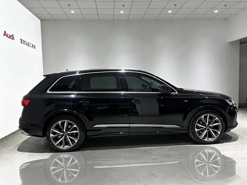 Audi Q7 — фото 4