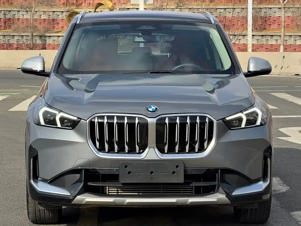 BMW X1 — фото 7