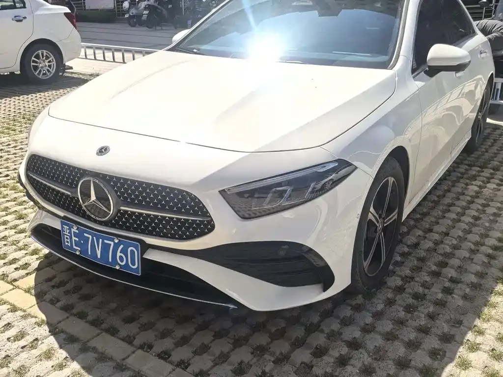Mercedes-Benz A-Class — фото 1