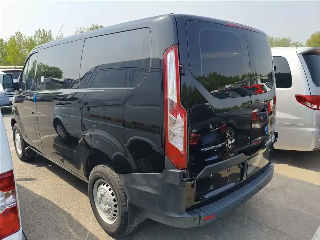 Ford Transit 2021 из CN, фото 5