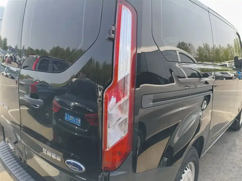 Ford Transit 2021 из CN, фото 6