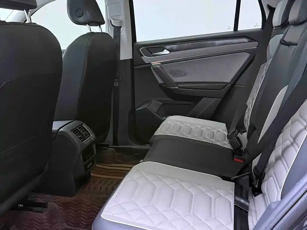 Volkswagen Tayron — фото 2