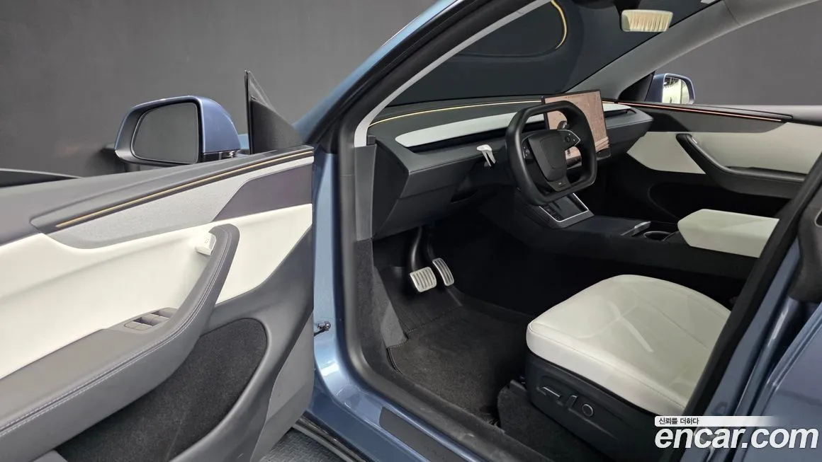 Tesla Model Y — фото 9