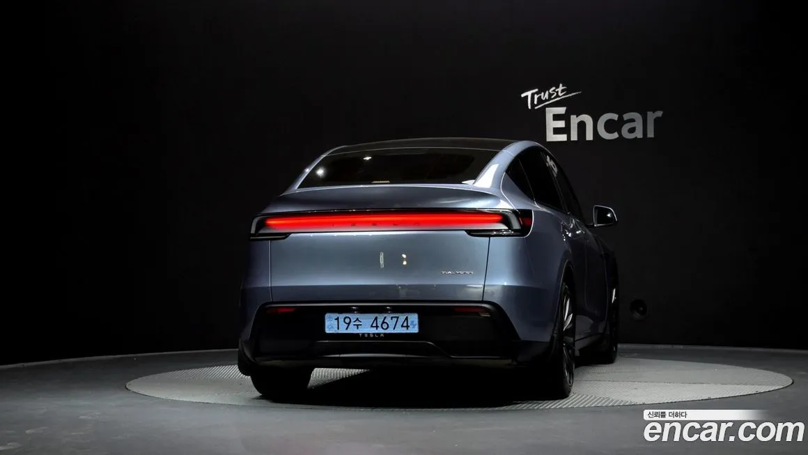 Tesla Model Y — фото 3