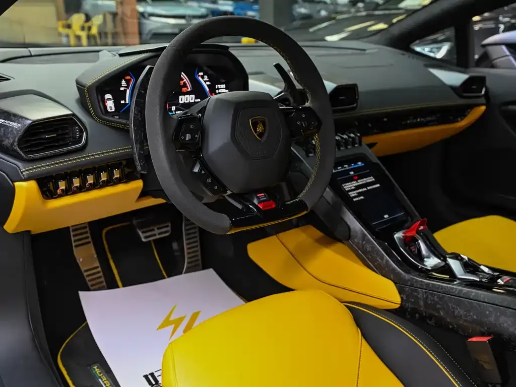 Lamborghini Huracan — фото 10