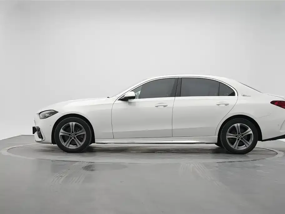 Mercedes-Benz C-Class — фото 9