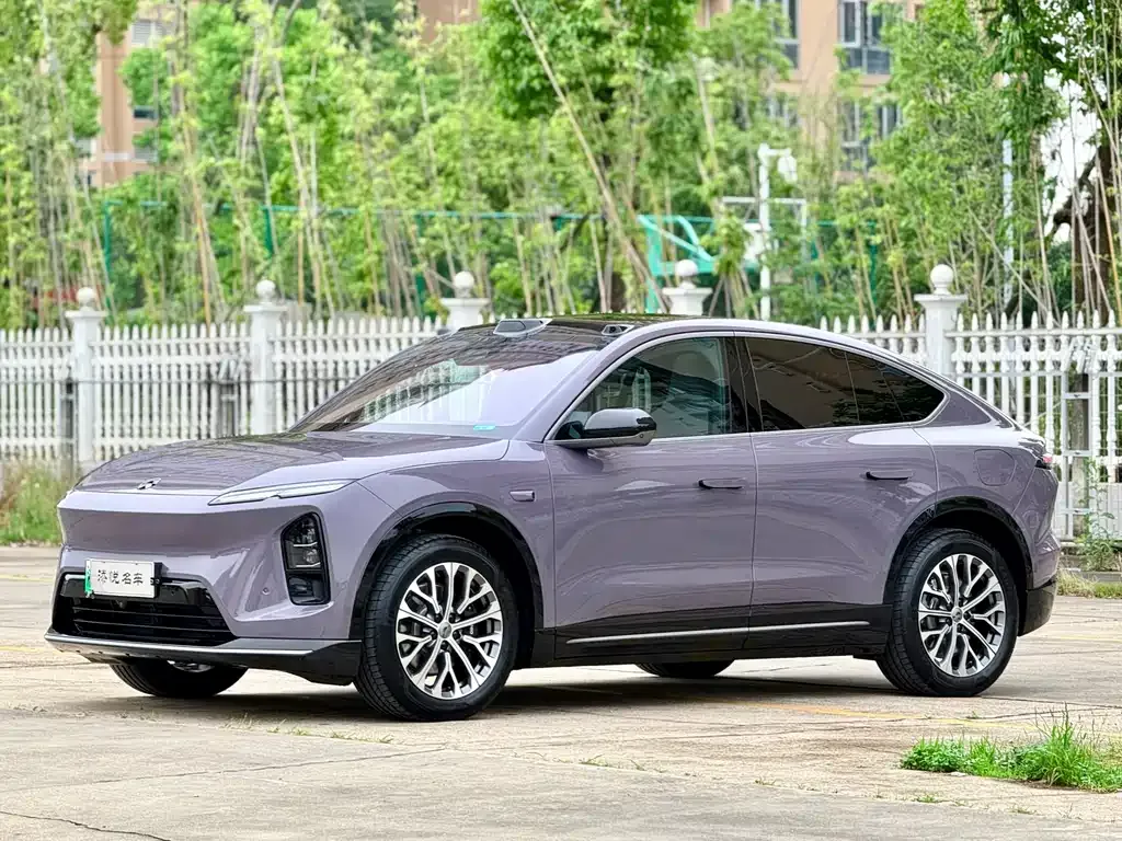 NIO EC6 — фото 10