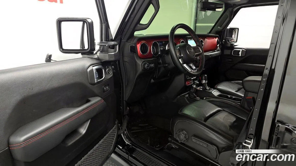 Jeep Wrangler 2022 из KR, фото 4