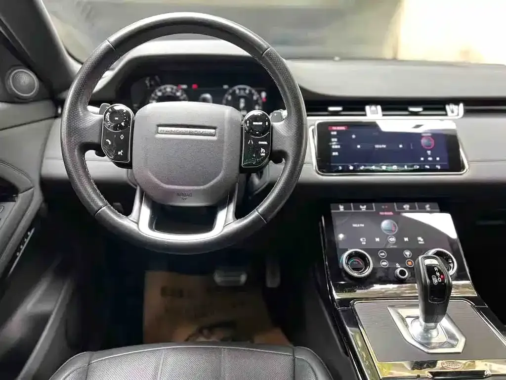 Land Rover Evoque — фото 10