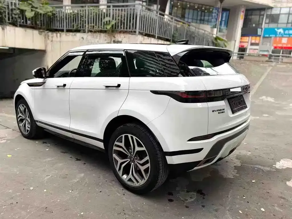 Land Rover Evoque — фото 9