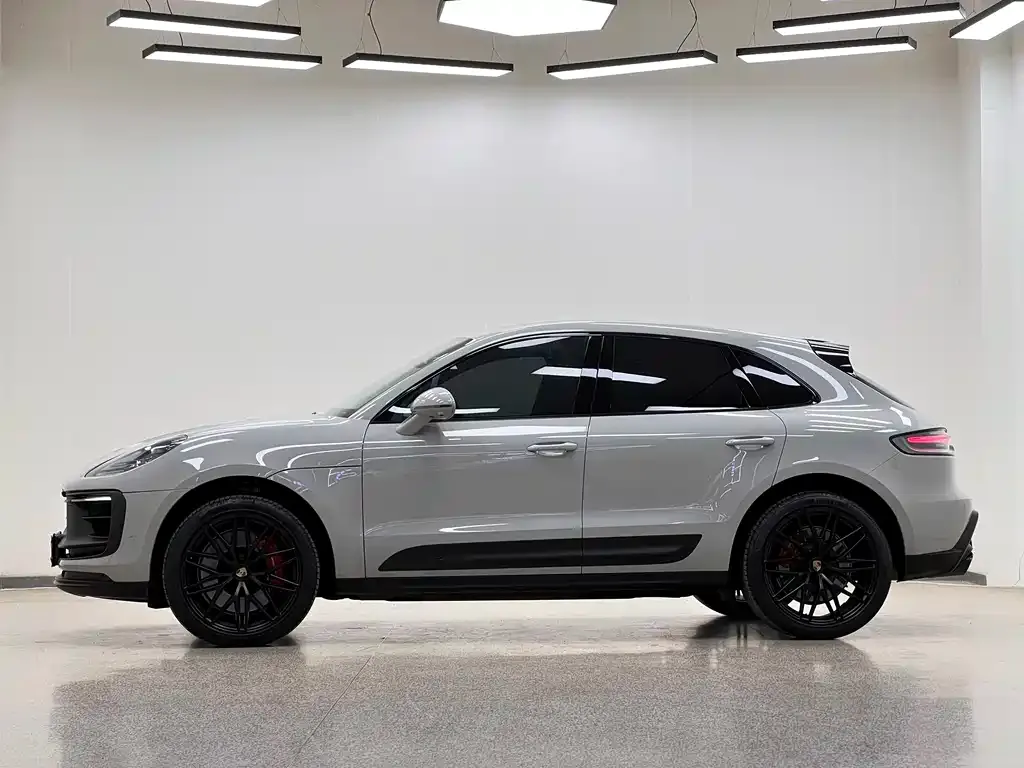 Porsche Macan — фото 5