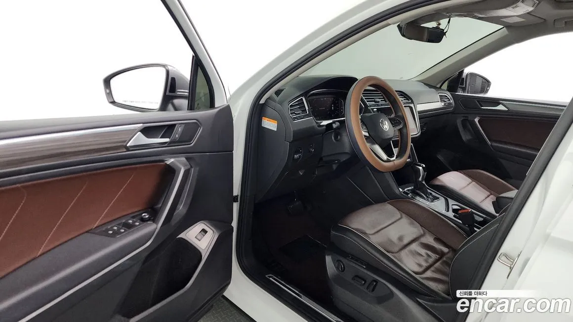 Volkswagen Tiguan 2022 из KR, фото 9