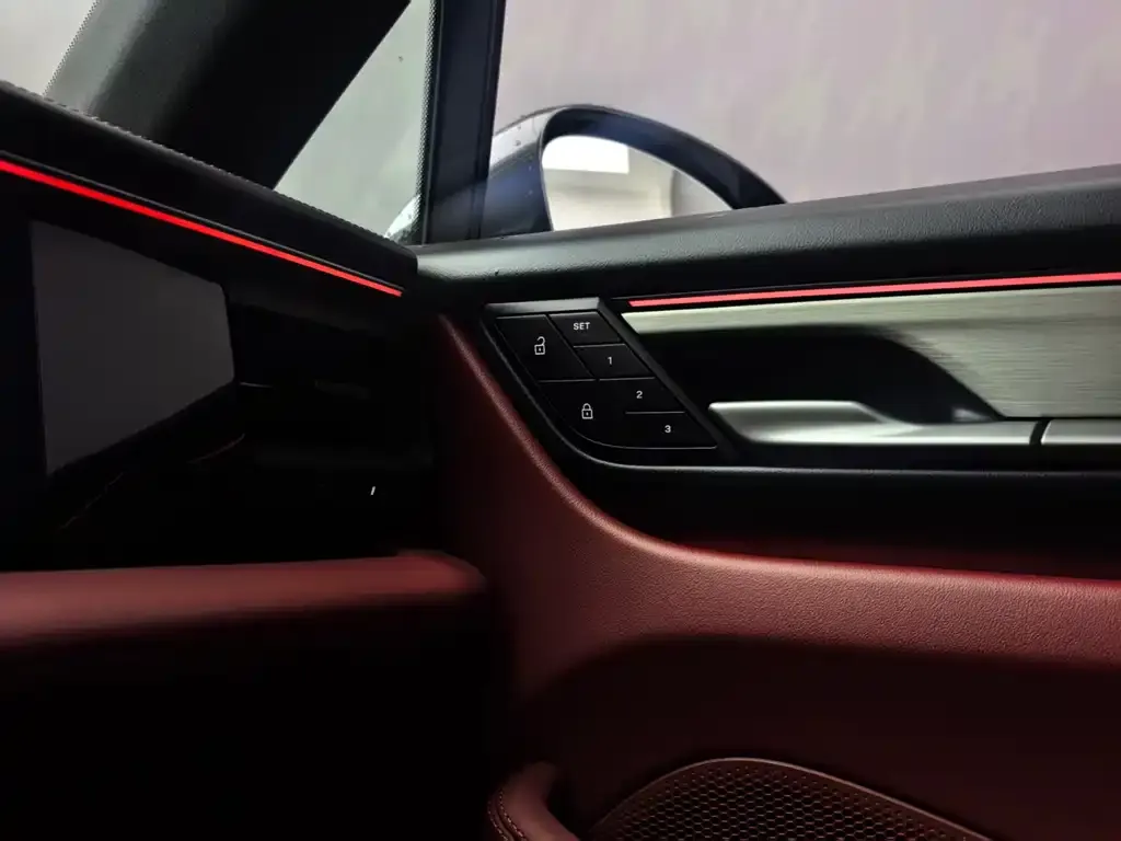 Porsche Macan EV 2024 из CN, фото 10