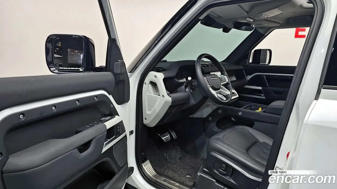 Land Rover Defender 2022 из KR, фото 9