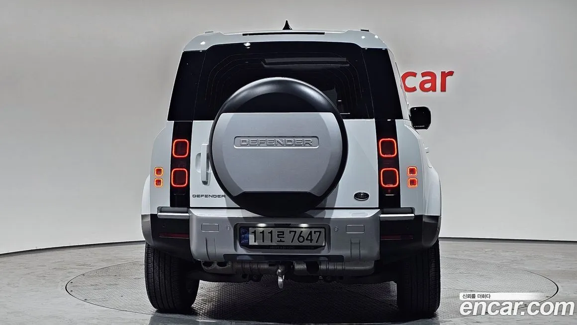 Land Rover Defender 2022 из KR, фото 3