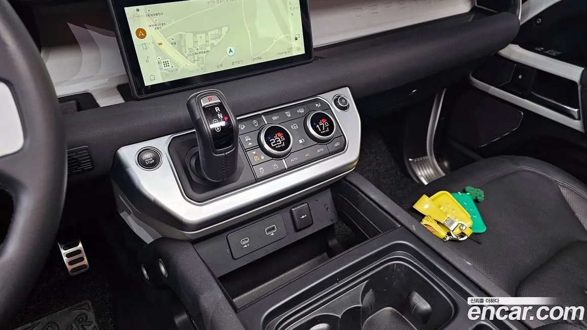 Land Rover Defender 2022 из KR, фото 6