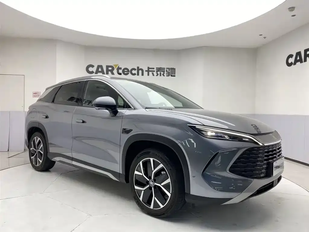 BYD L DM-i — фото 4