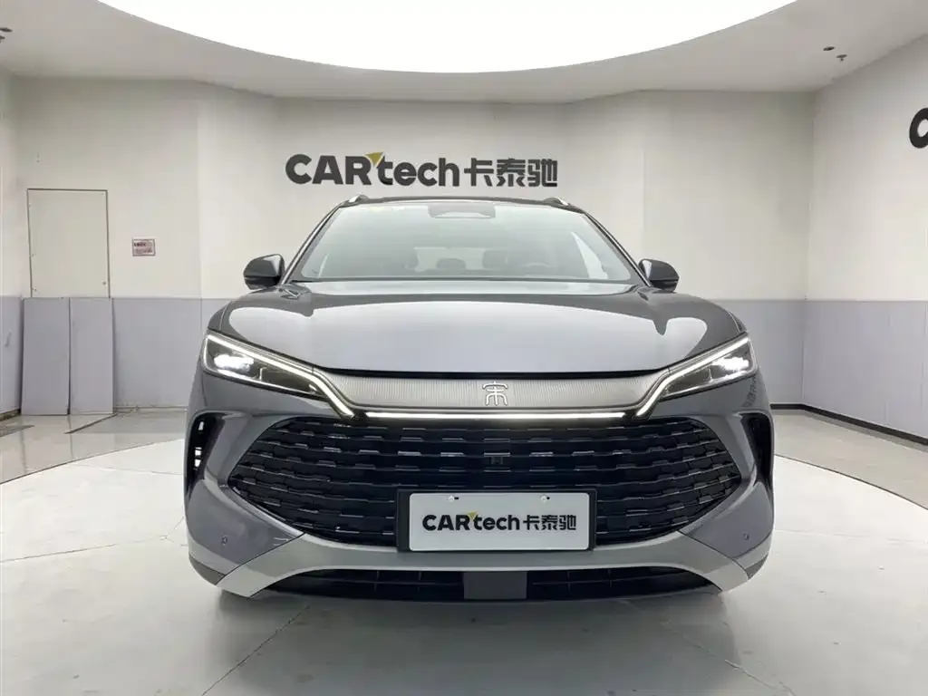 BYD L DM-i — фото 8