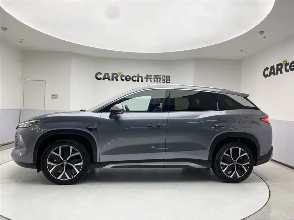 BYD L DM-i — фото 2